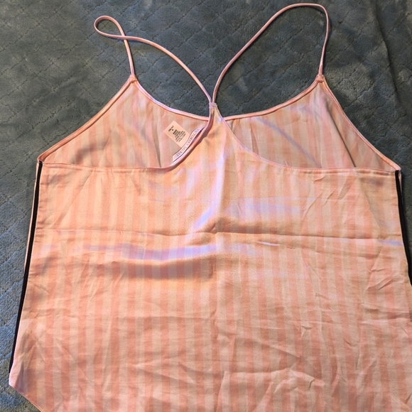 VS Pajamas Pink stripes 🤍🩷 M - Picture 3 of 7